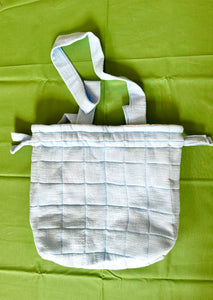 Quilted drawstring bag
