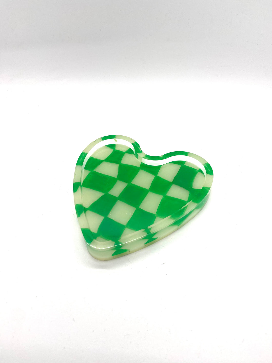 checkered coaster/ green heart