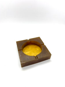square ashtray/ brown